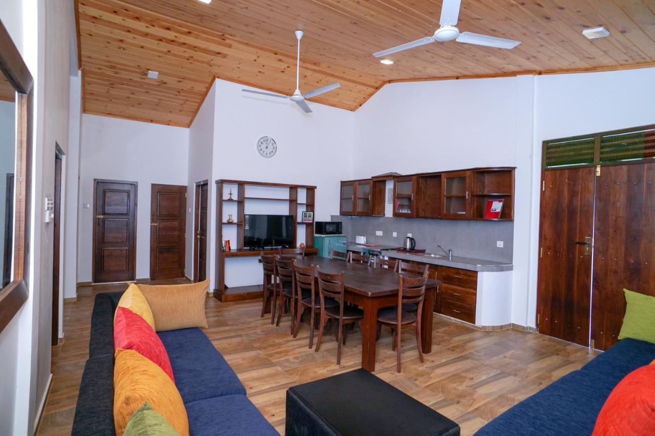 Surf Sea Breeze Apartments Mirissa Dış mekan fotoğraf